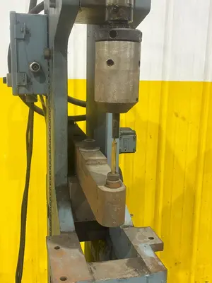 USED BTM P10F TOG-L-LOC