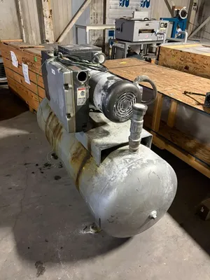 TRAVAINI PVL200 Pump Vacuum | Perry Equipment (2)
