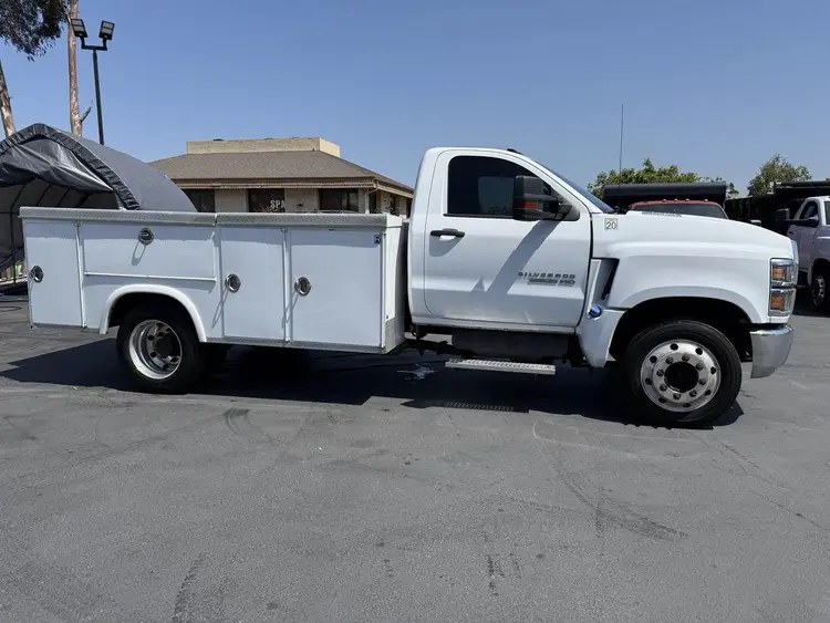 Used 2019 CHEVROLET W5500 Service & Utility Trucks California US | Ben Kaplan Equipment #1182427