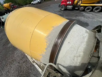 Used 2000 MACK RB688S Concrete Mixer Trucks Pennsylvania US | Proxy Equipment #1378234