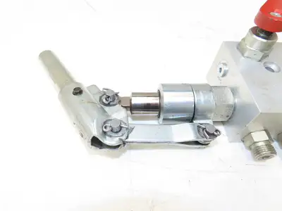 Hyster 4040177 Forklift Parking Break Manifold Valve HF62690-11 Off E80XN