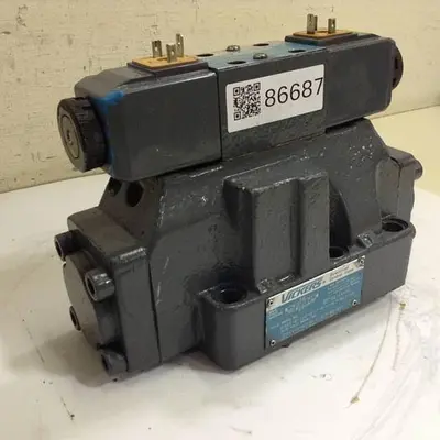 USED VICKERS DG4V-3-6C-M-U-HL7-60-B13