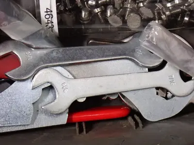 Clamp & Wrench