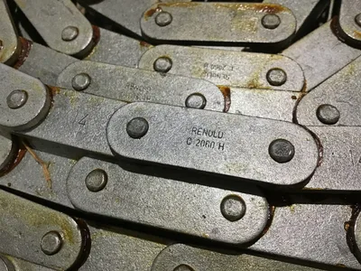 GraphicPk 2501696 Attachment Chain C2060 E2/D3 Attachment Rev E