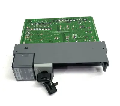 USED ALLEN-BRADLEY SER. E REV. 8 SLC 500 CPU PROCESSOR UNIT W/ KEY NO DOOR