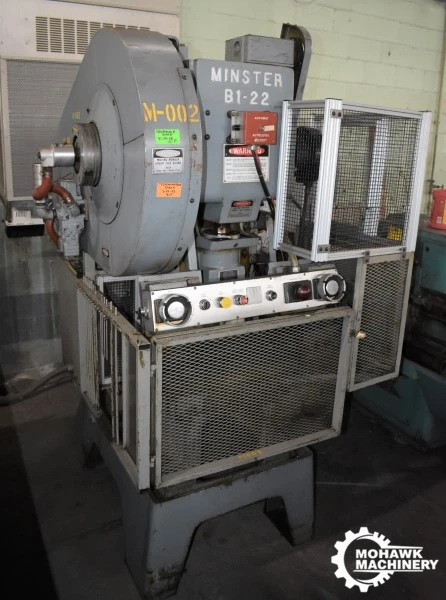22 TON MINSTER “B1-22” HIGH-SPEED FIXED BASE GAP-FRAME PRESS w/VARI-SPEED DRIVE - FEED SYSTEM