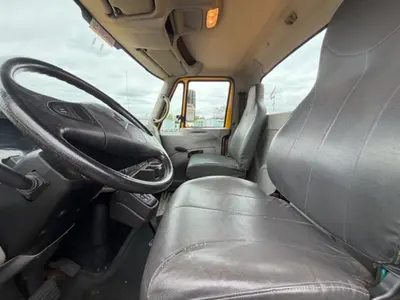Used 2008 INTERNATIONAL 7500 Bucket (boom) trucks Washington US | Puget Sound Truck Sales #1541011