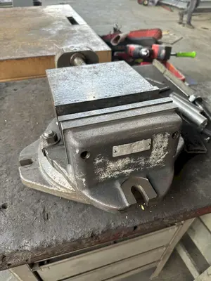 VAN-NORMAN NO. 38 VERTICAL UNIVERSAL 50-TAPER MILLING MACHINE. STOCK # 0255424