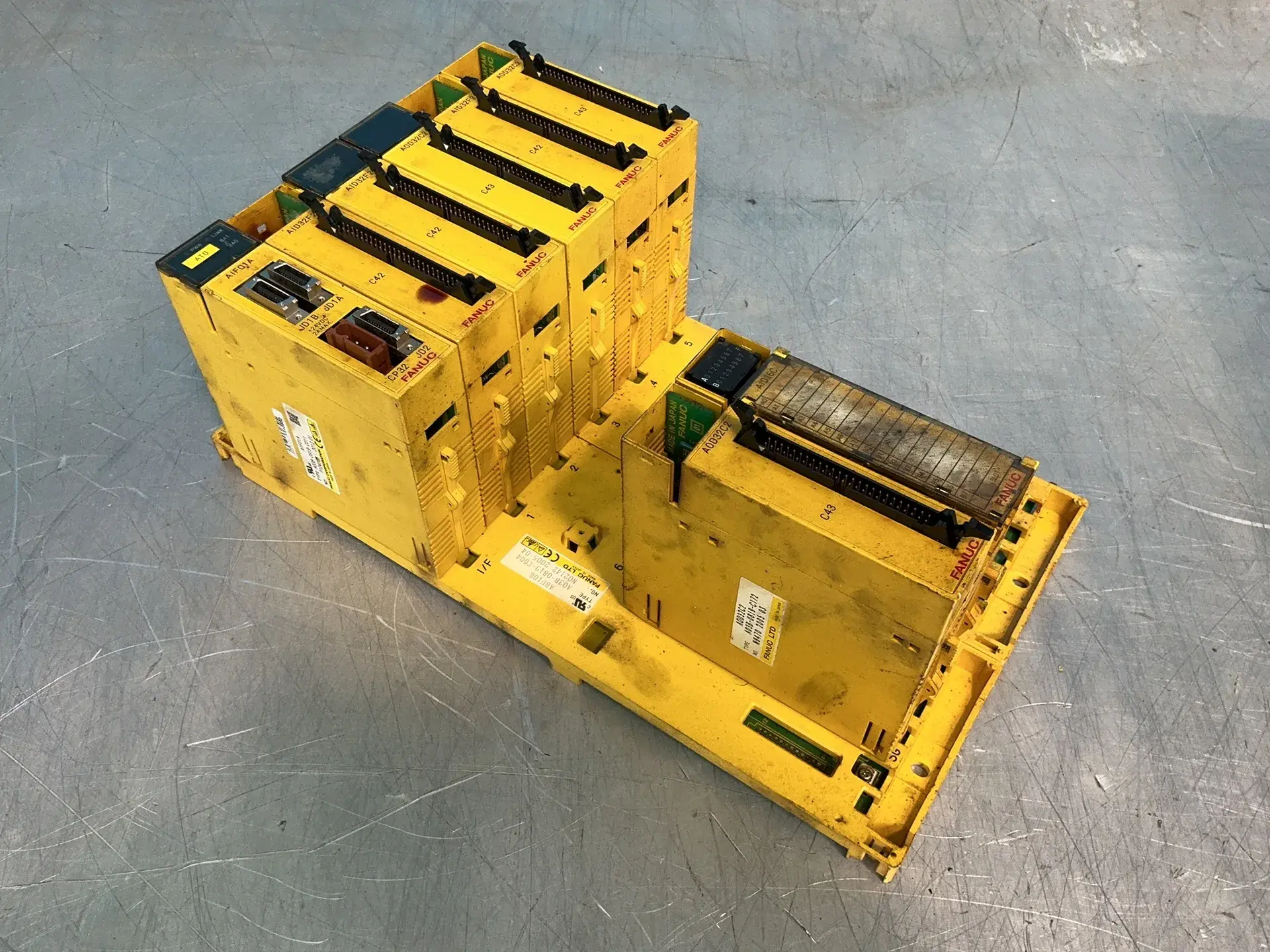 Used 2005 FANUC A03B0819C004 PLC Chassis Ohio US | HGR 24 #1345471
