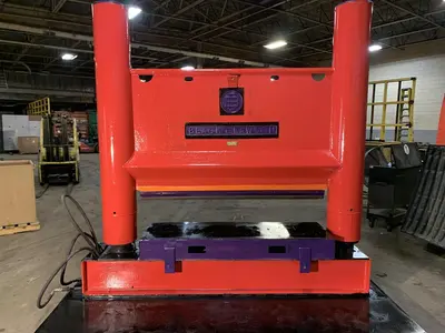 USED BLACK CLAWSON ROLL SPLITTER