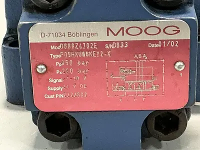 USED MOOG D633-7205