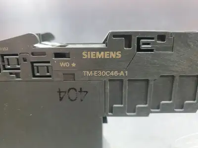 USED Siemens 6ES7138-4FB03-0AB0 Digital Output Module w/TM-E30C46-A1 Base