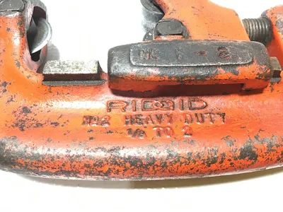 Ridgid No. 2 Heavy Duty Pipe/Tube Cutter 1/8″ to 2″in Capacity