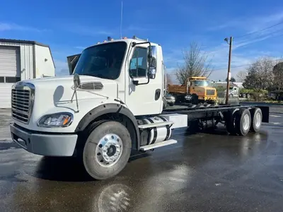 Used 2015 FREIGHTLINER M2112 Cab Chassis trucks Washington US | Puget Sound Truck Sales #1546529
