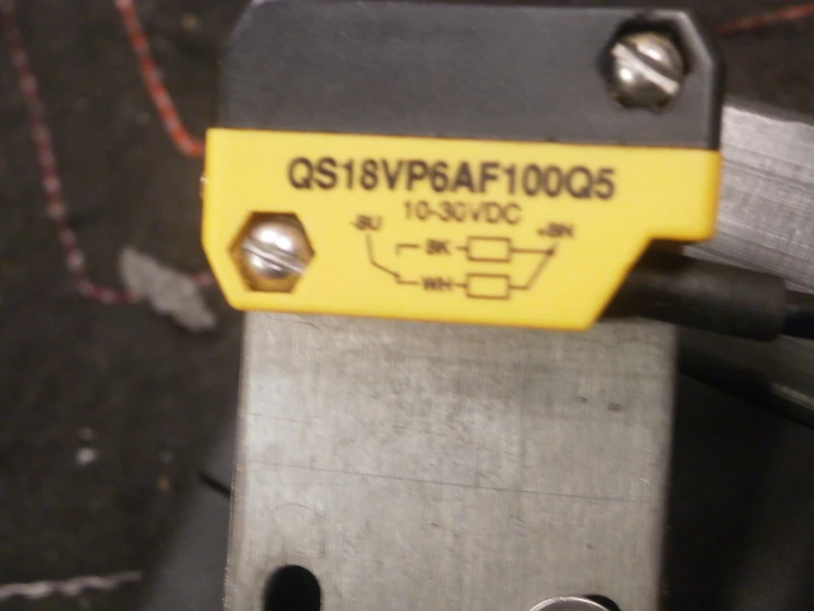 Used Banner QS18VP6AF100Q5 WITH PARTS Sensors Arizona US | ASSET CONVERSION SPECIALISTS, INC. #321507