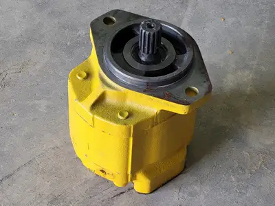 NEW KOMATSU 704-30-42140R