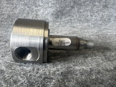 Used Parker 7D100C2-17 Misc Electrical & Power Parts California US | Davliegogo LLC #1718839