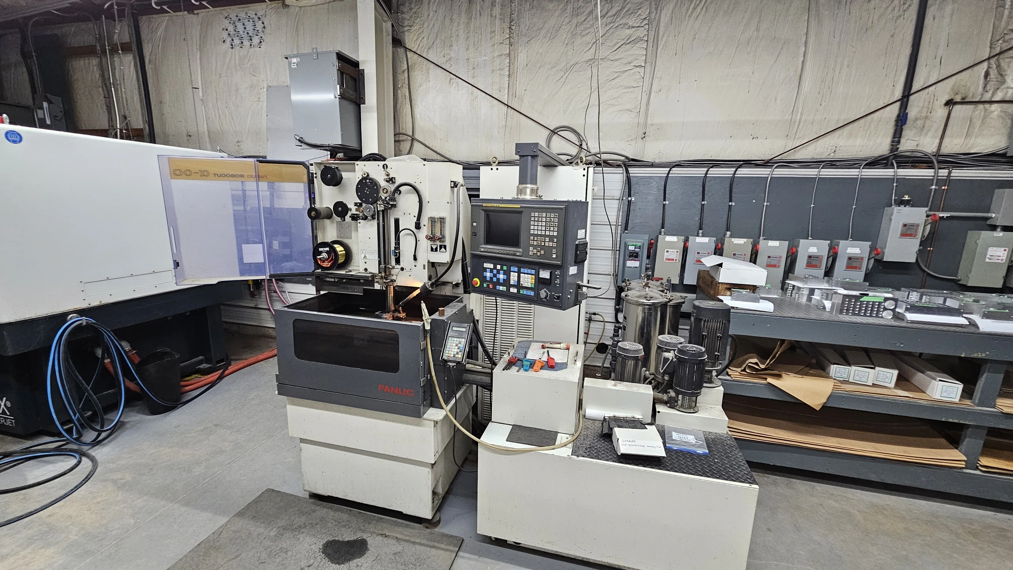 USED 1996 FANUC ROBOCUT A-OC