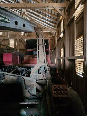 NEW IDEA 325 Harvesting Equipment | Iron Listing (42)