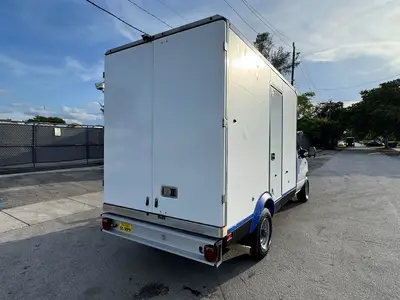 Used 2023 FORD E-350 Reefer Trucks Florida US | Truck and Van Outlet #1509231