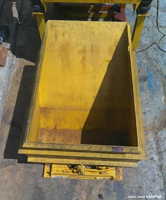 Used HI-VAC 240 Dust Collectors Illinois US | Aaron Equipment #1515557