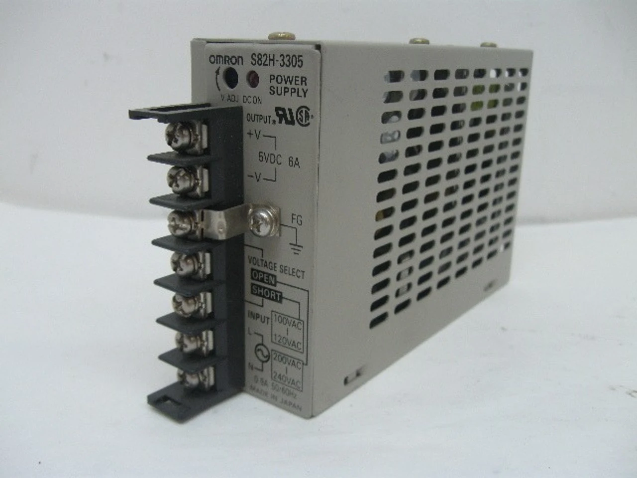 USED OMRON S82H-3305