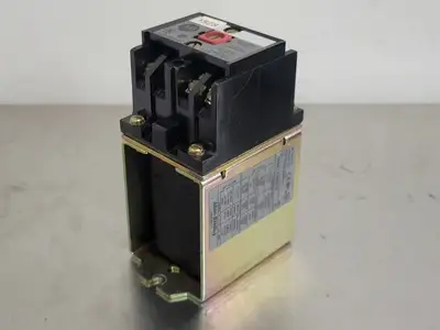 USED ALLEN-BRADLEY 700DC-P200Z24