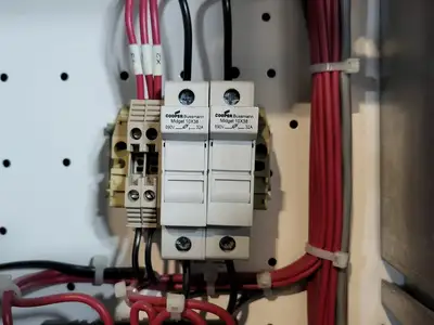 Used EATON SVX025A1-5A4N1 Switchgears British Columbia CA | Lenmark #240306