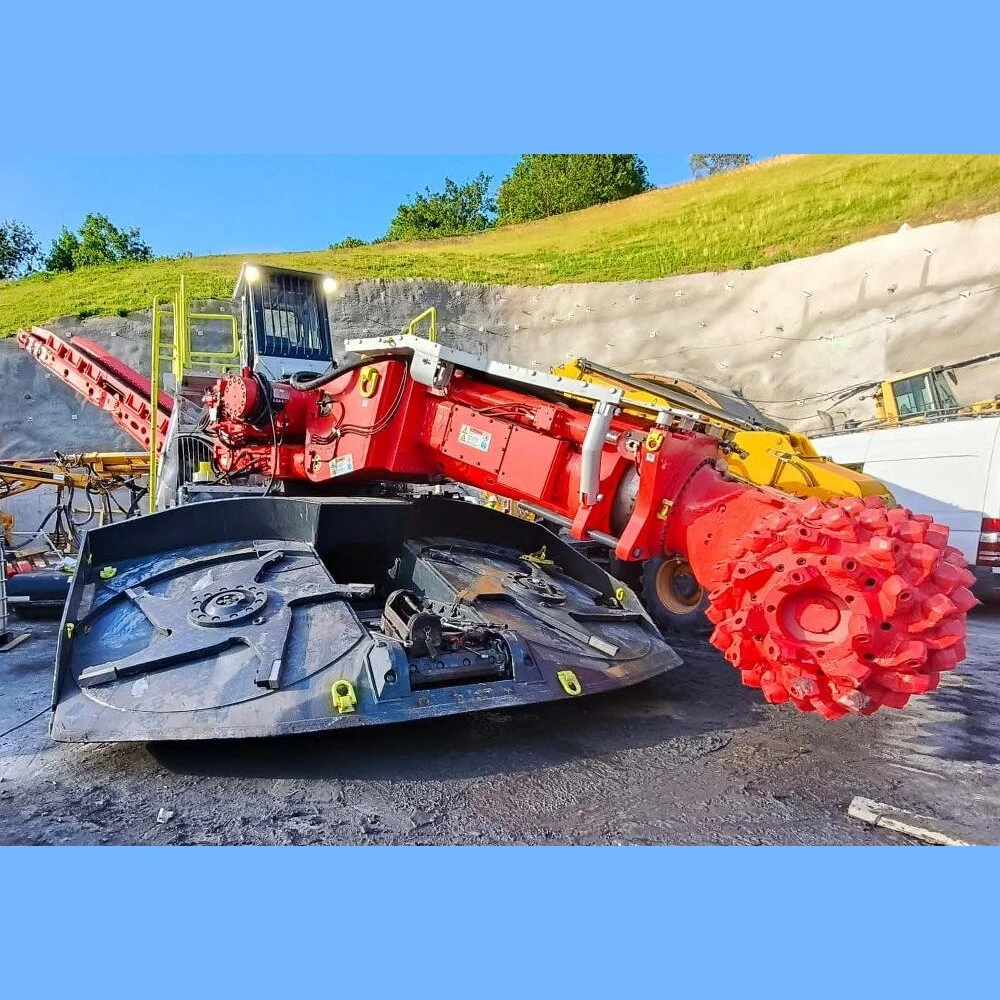 USED 2015 SANDVIK MT720