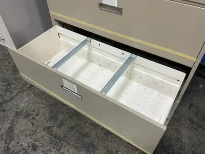 Steelcase 5 Drawers  Cabinet