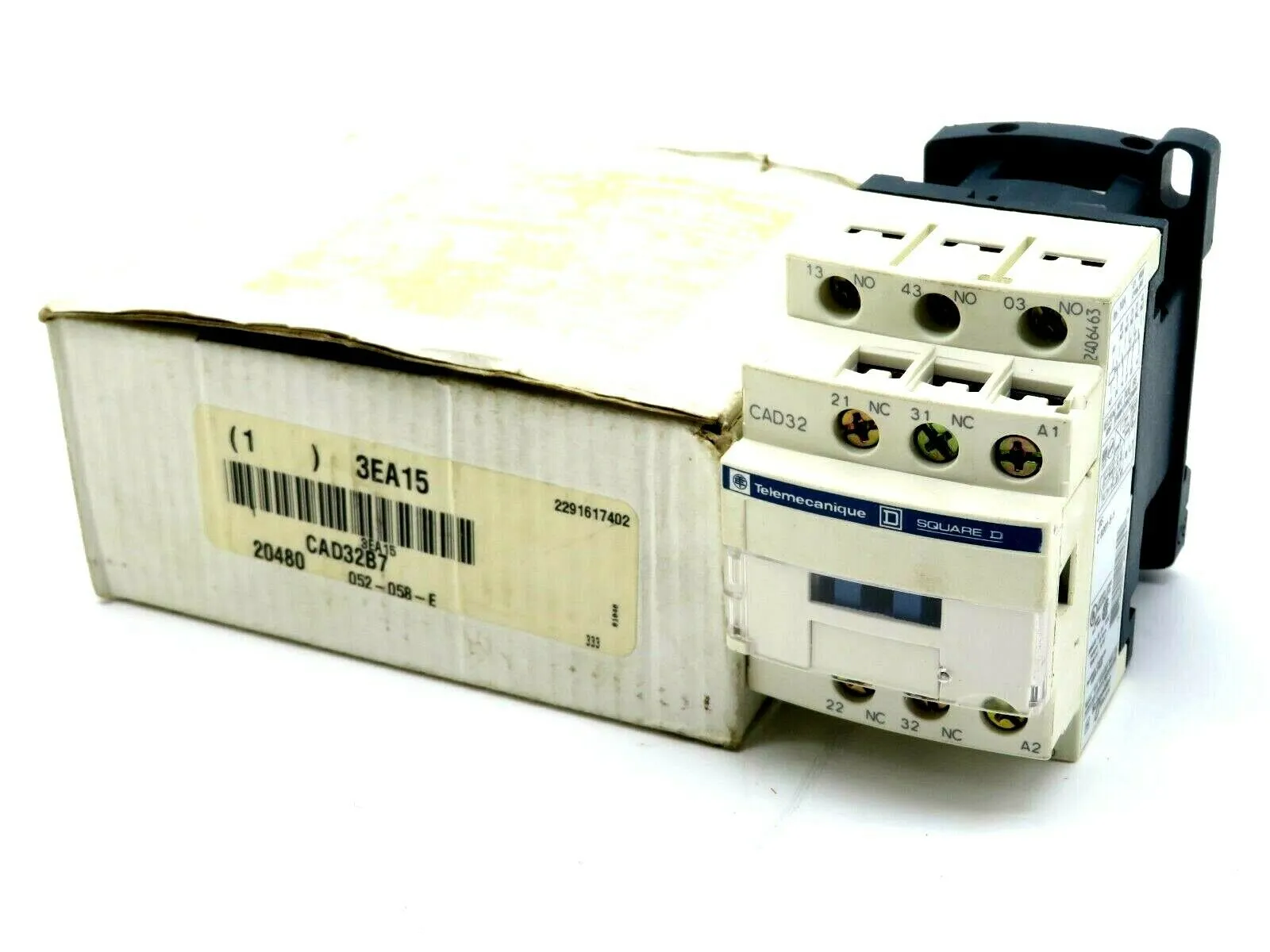 NEW SCHNEIDER ELECTRIC CAD32B7 AUXILIARY CONTACT