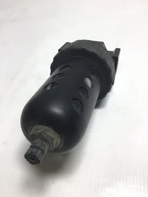 Parker 07F32AC – 0602 Pneumatic Pressure Filter Regulator 150PSI (1000kPa) 125F (52 C)