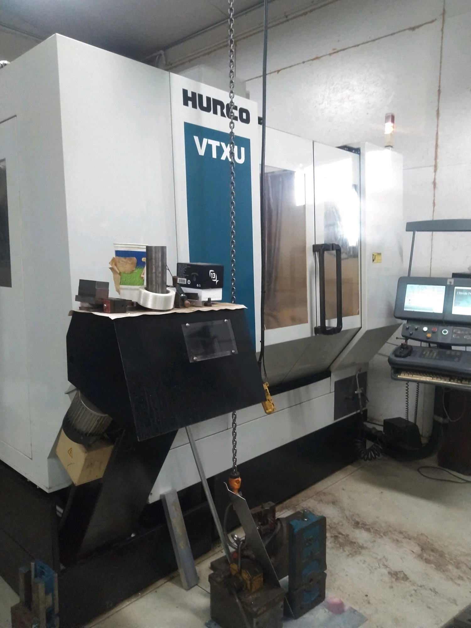 USED 2010 HURCO VTXU