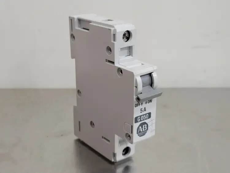 Used ALLEN-BRADLEY 1492-CB1 G050 Switchgears British Columbia CA | Lenmark #244760