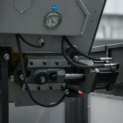 JLH H-320PRO Horizontal Bandsaws Auto | Sierra Victor Industries (10)