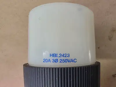 USED HUBBELL HBL2423