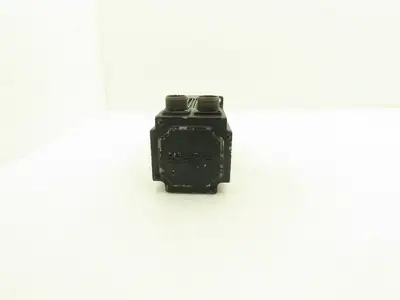 Pacific Scientific R45GENA-R2-NS-VS-00 Brushless DC Servo Motor w/Encoder 600vdc