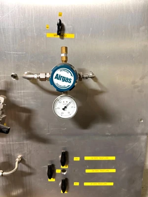 AIRGAS 4833000-20-000 200PSI AIR REGULATORS