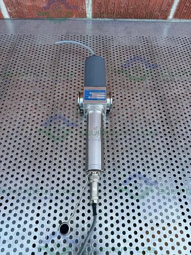 Used ENDRESS+HAUSER OUSAF13-A0A BUBBLE DETECTION SENSOR W/ WEDGEWOOD SENSOR Sensors California US | Equipment Lab #485663