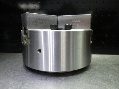 Kitagawa 210mm 3 Jaw Hydraulic Power Lathe Chuck W/ Jaws 52mm Hole B-208 (STK)