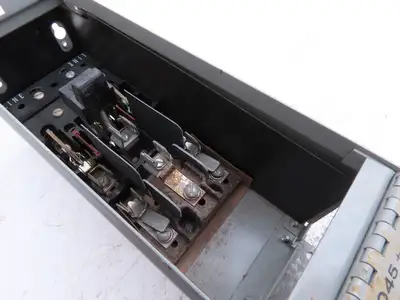 General Electric THFP321X 3-Pole Fusible Disconnect Switch Panel Mount 30A 240V