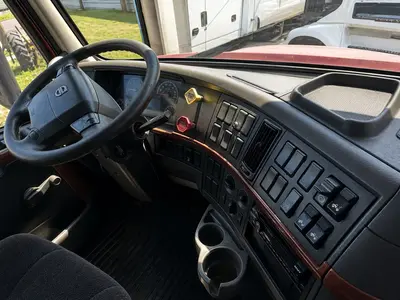 Used 2006 VOLVO VNL1967 Conventional trucks Ohio US | Proxy Equipment #1425972