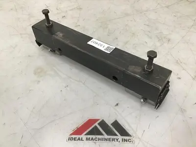 USED CINCINNATI MILACRON 5040389
