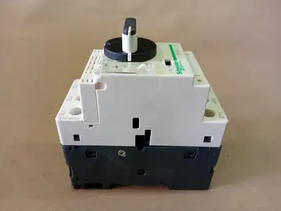 NEW SCHNEIDER ELECTRIC GV2P06