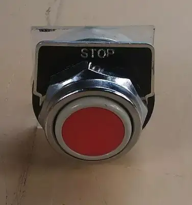 SQUARE D STOP PUSHBUTTON 9001, 31052-001 (RED) 5B