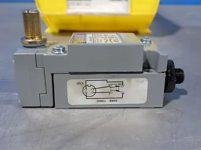 USED SQUARE D 9007C54CY19022