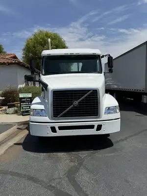 Used 2016 VOLVO VNM64T Conventional trucks California US | Commerce Truck Equipment Sales #1548784