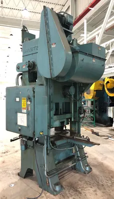 USED 1977 MINSTER MINSTER S1-100-30-30 PRESS