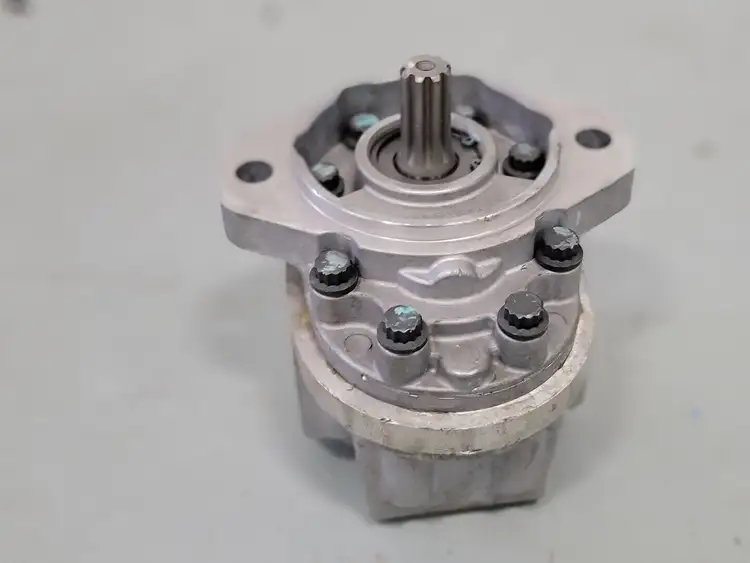 Used EATON 26703-DAH Parts (Hydraulics and Pneumatics) British Columbia CA | Lenmark #265080