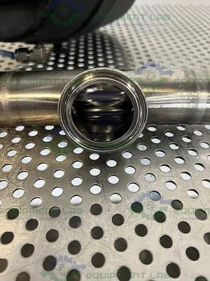 USED ITT PURE-FLO A216 4-WAY DIAPHRAGM STAINLESS STEEL VALVE W/ 1.5" SANITARY FITTING